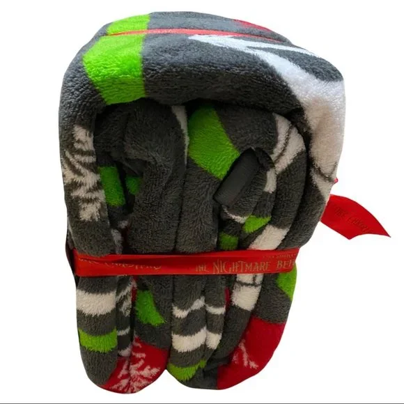 Nightmare Before Christmas Plush Blanket 60"x90 - Picture 2 of 6